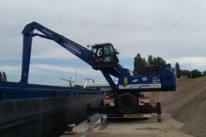 ZX470|490 MHT - on carrier