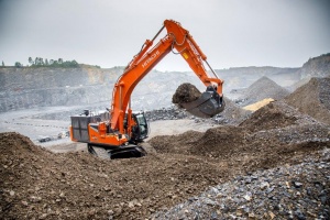Next generation of Zaxis-7 large excavators